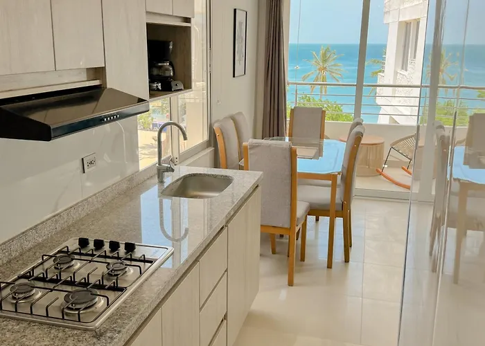 Apartamentos Con Salida Directa Al Mar - Bedviajes